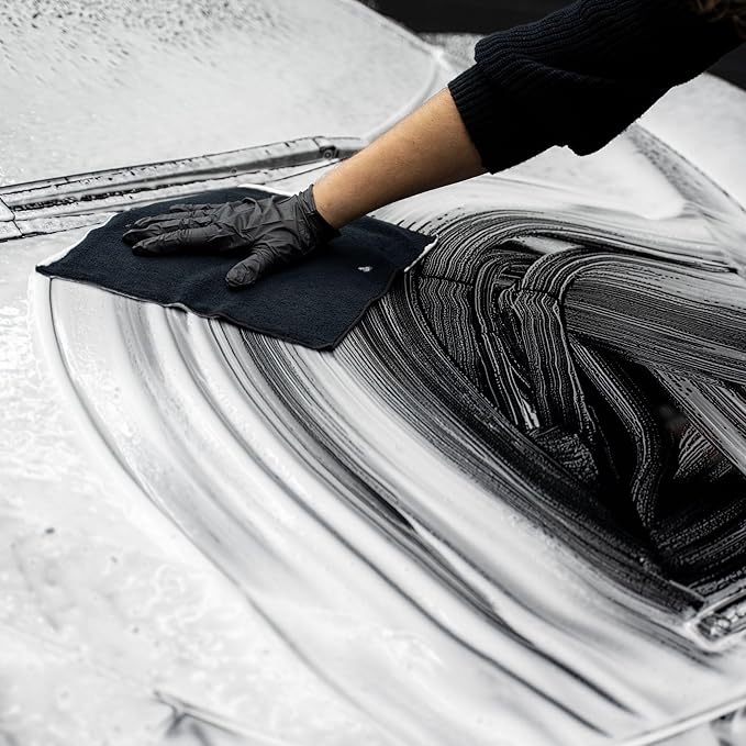 Blackline Clay Towel - Auto Detailing Clay Towel - Decontaminate Paint and Glass for Smoth Washing - 12" x 12"