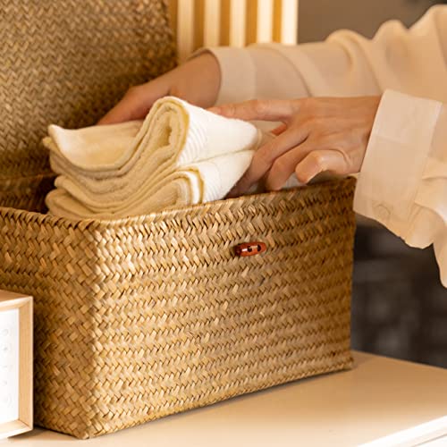 4 Pack, Wicker Baskets with Lids - Image 4