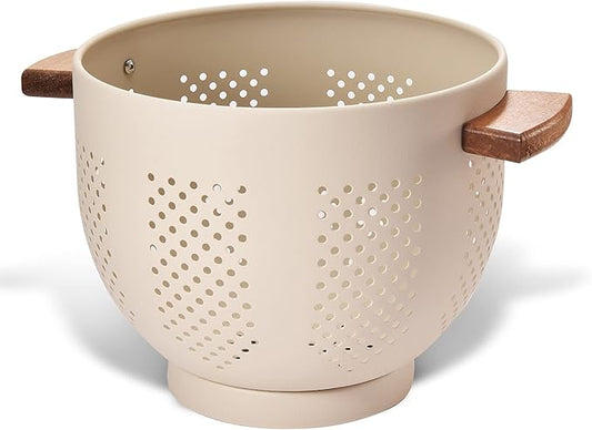 Metal Colander with Wood Handle and Stable Base, Powder Coated Steel Kitchen Strainer Basket for Draining Pasta, Vegetable and fruit(7quart,Sandyellow)