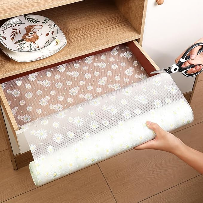 Daisy Flower Shelf Liner for Kitchen Cabinets, Non-Adhesive Drawer Liners, Non-Slip Refrigerator Mat, Washable EVA Cabinet Liner for Pantry, Fridge, Closet, Cupboard, 17.7" x 20 FT
