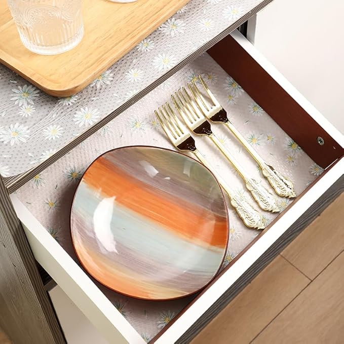 Daisy Flower Shelf Liner for Kitchen Cabinets, Non-Adhesive Drawer Liners, Non-Slip Refrigerator Mat, Washable EVA Cabinet Liner for Pantry, Fridge, Closet, Cupboard, 17.7" x 10 FT