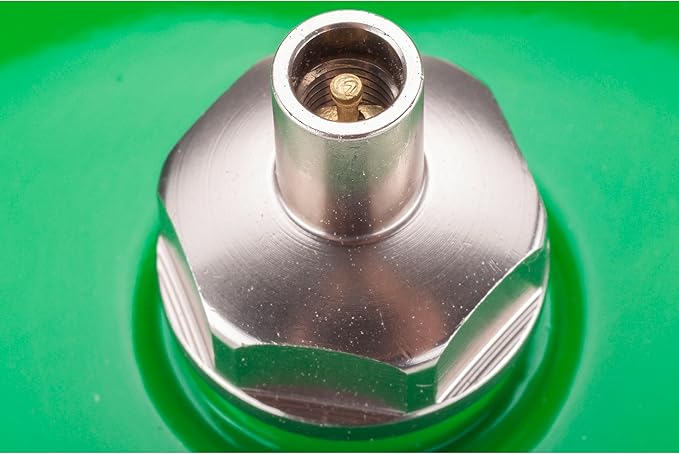 Powerbuilt 1 Quart Refillable Non-Aerosol Pressurized Sprayer for Oil, Lubricants, Degreasers - 32oz Canister with Brass Nozzles & Stainless-Steel Corrosion Resistant Inner Lining (Green) - 643101ECE