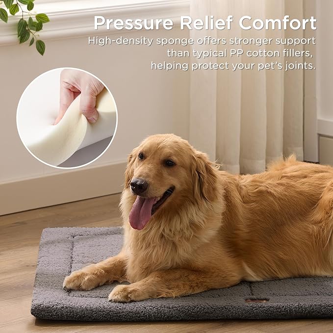 Reversible Dog Crate Pad Bed for Medium Dogs,Washable & Non-Slip Kennel Pet Mat, High Density Foam and Soft Fleece Cat Bed for Indoor & Outdoor Use, 35" x 23", Dark Gray