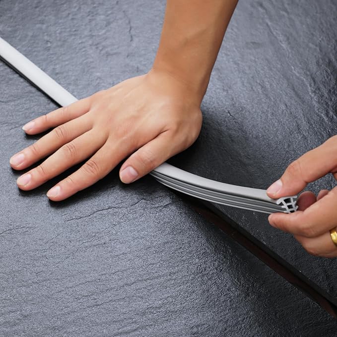 Flexible EPDM Rubber Strip (10 ft Long and 1-1/2 inch Wide, Suitable for 1-1/4“ to 1-1/2”) for Concrete Crack Repair and Replacement - Weather and Aging Resistant Expansion Joint Filler for Driveways