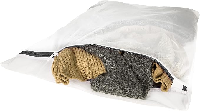 Simplify 3 Piece Mesh Laundry Wash Bags | Used for Delicates | Helps Protect Clothing, White, Large (82483-MS-WM)