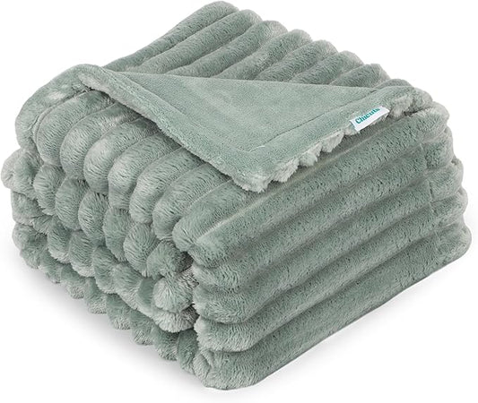 Waterproof Dog Blanket, Soft Fleece Blanket for Couch Protector, Reversible Pet Blankets Furniture Protector Cover for Small Medium Large Dogs Cats (Green, 30"x40")