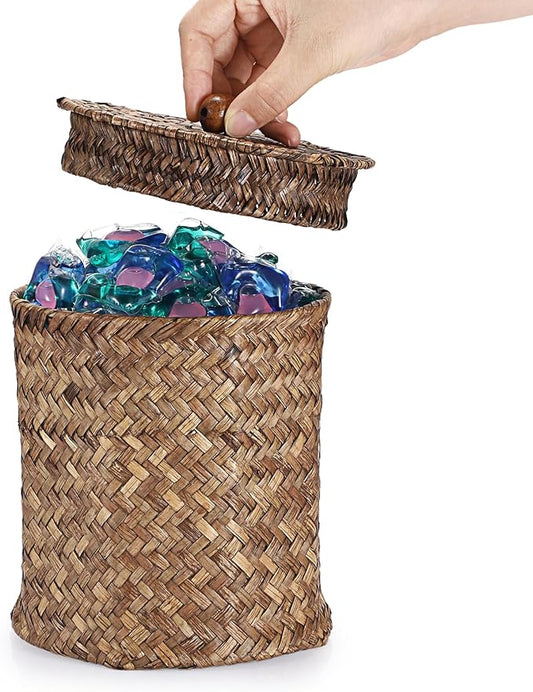 Sumnacon Wicker Laundry Pods Container with Lid, Natural Seagrass Pod Holder for Laundry Room Organization, Farmhouse Detergent Dispenser, Countertop Storage Basket Jars for Dryer Ball Laundry Sheets