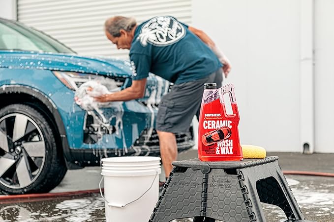 Mothers California Gold Ceramic Wash & Wax, 50 oz. – pH Neutral, Eco-Friendly, Super-Sudsy, Watermelon Scented, Boosts Beading, Enhances Gloss & Leaves a Streak-Free Shine, Foam Cannon Ready (05650)