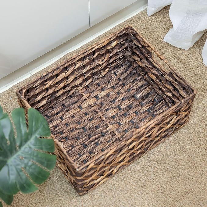 Rectangular Wicker Storage Basket with Iron Structure & Wood Accents, 15.75×11.42×7.09 Inches, Perfect for Home Organization