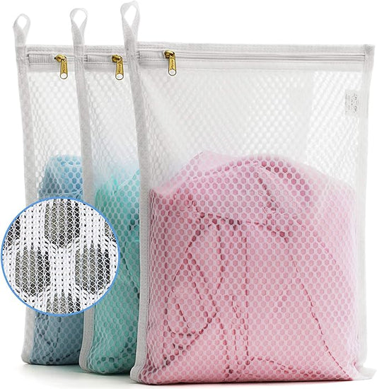 TENRAI 3 Pack (3 S) Delicates Laundry Bags, Socks Fine Mesh Wash Bag for Underwear, Lingerie, Bra, Boxer, Use YKK Zipper, Have Hanger Loops Small Openings (S Grade, QS)