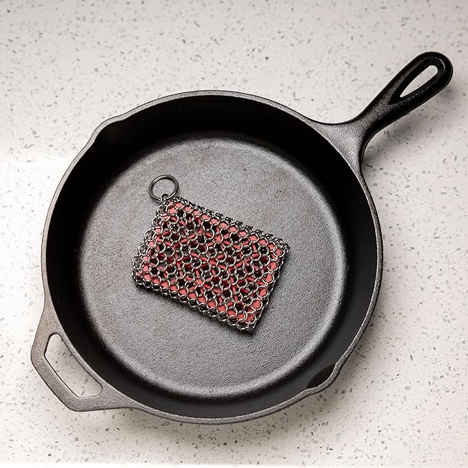 Outset Cast Iron Cleaning Set with Chain Scrubber and Cast Iron Seasoning Oil