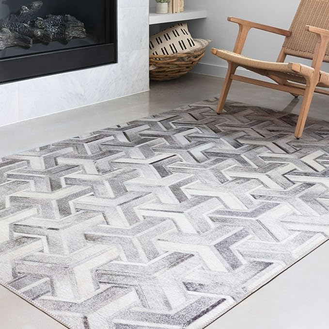 Loloi Maddox Collection MAD-05 Silver/Ivory 2'-3" x 3'-9" Accent Rug